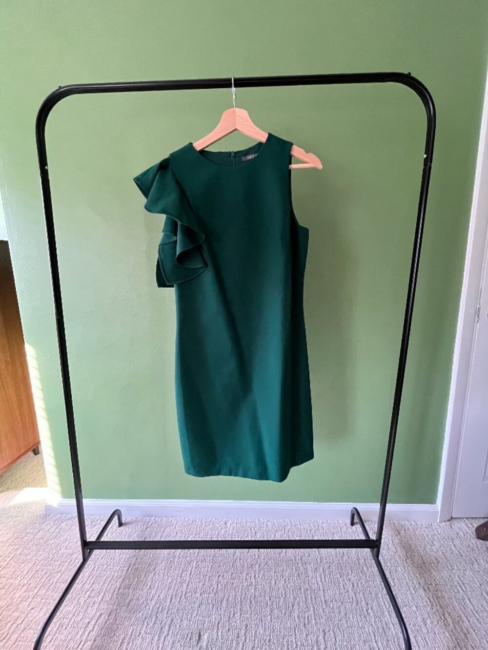 Julia Jordan Green Shift Dress